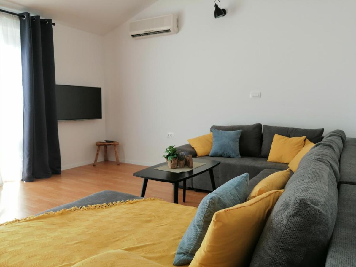 Apartment Near The Sea-Self Check-In Podstrana Extérieur photo