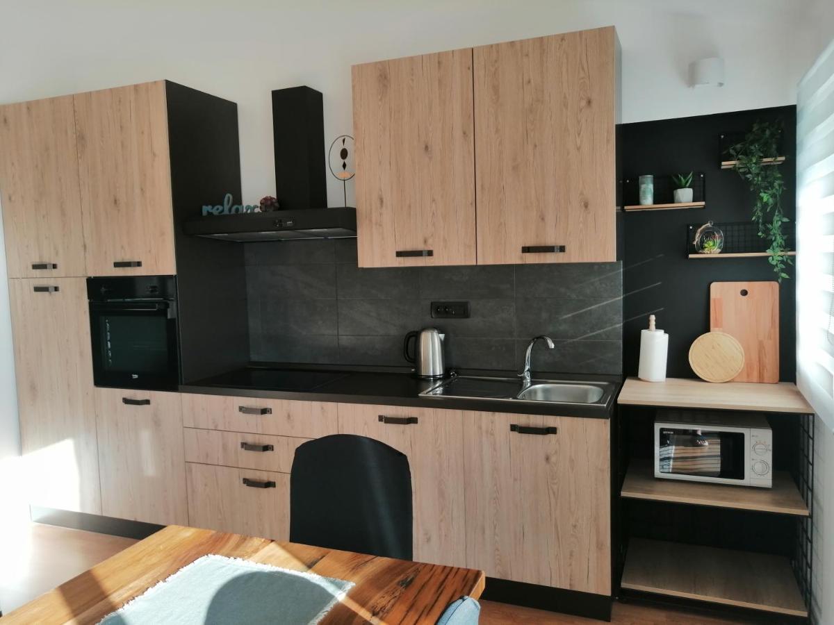 Apartment Near The Sea-Self Check-In Podstrana Extérieur photo