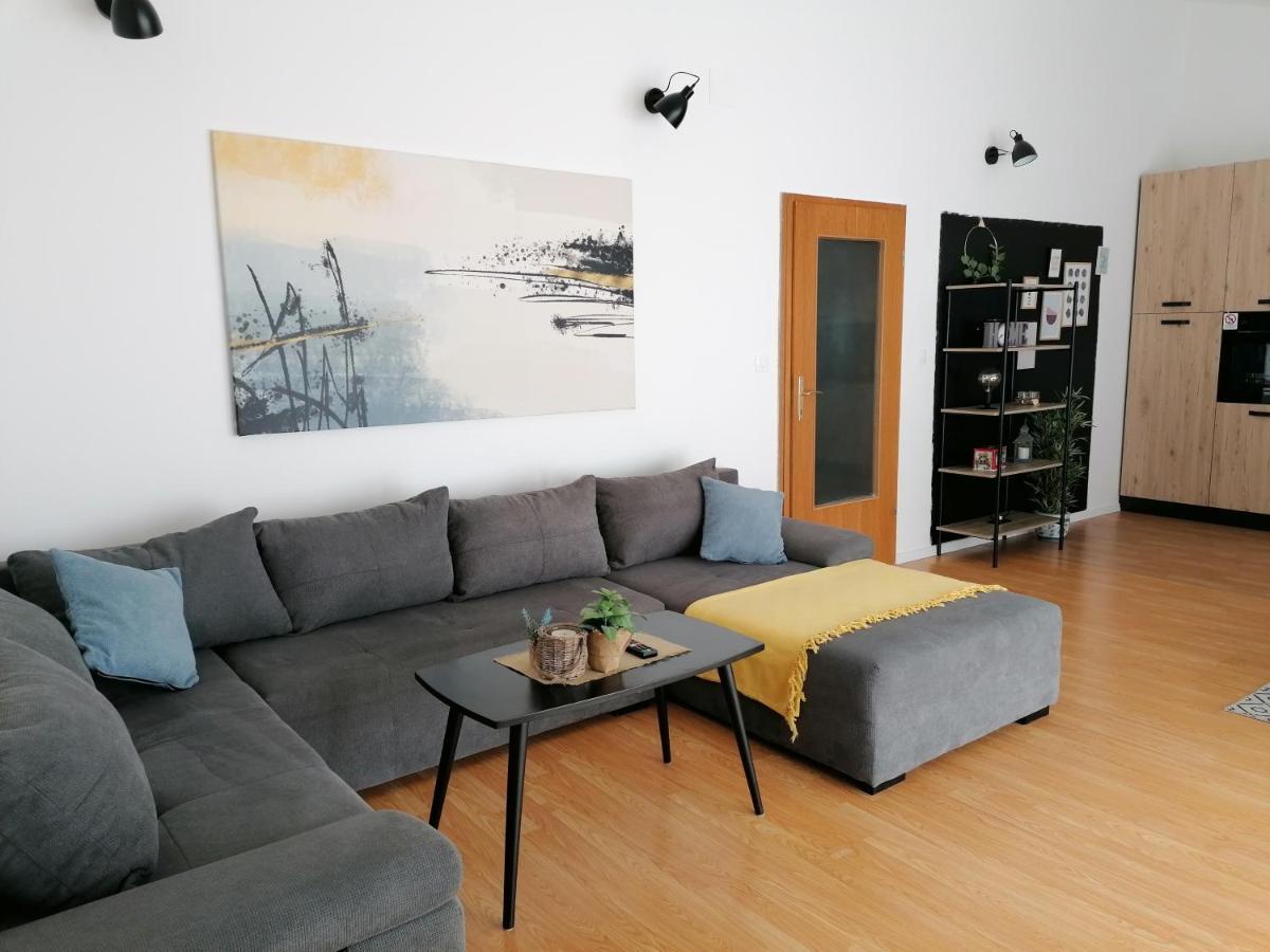 Apartment Near The Sea-Self Check-In Podstrana Extérieur photo